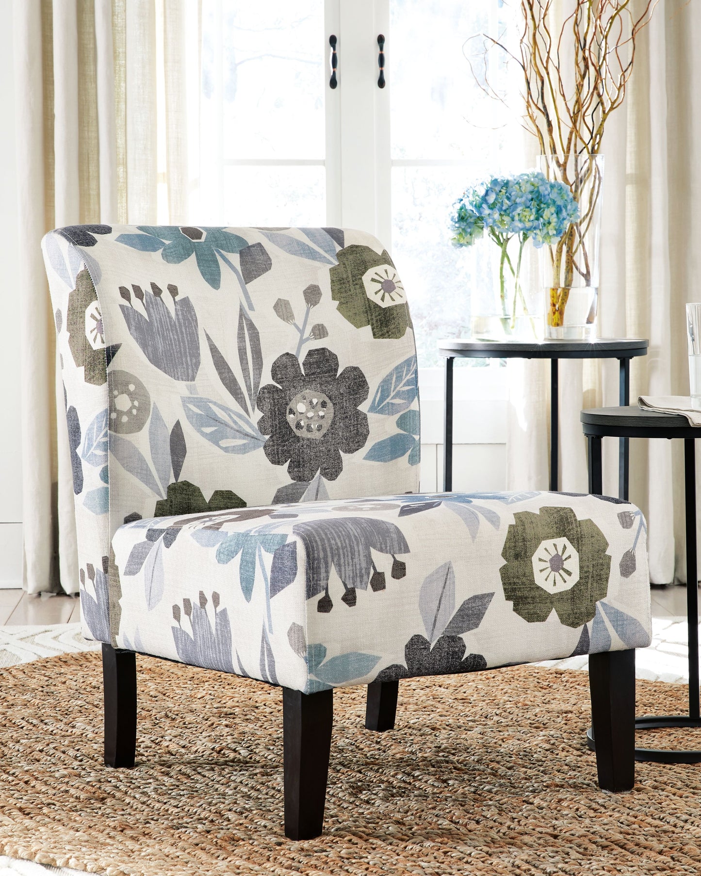 Triptis - Accent Chair - Gray