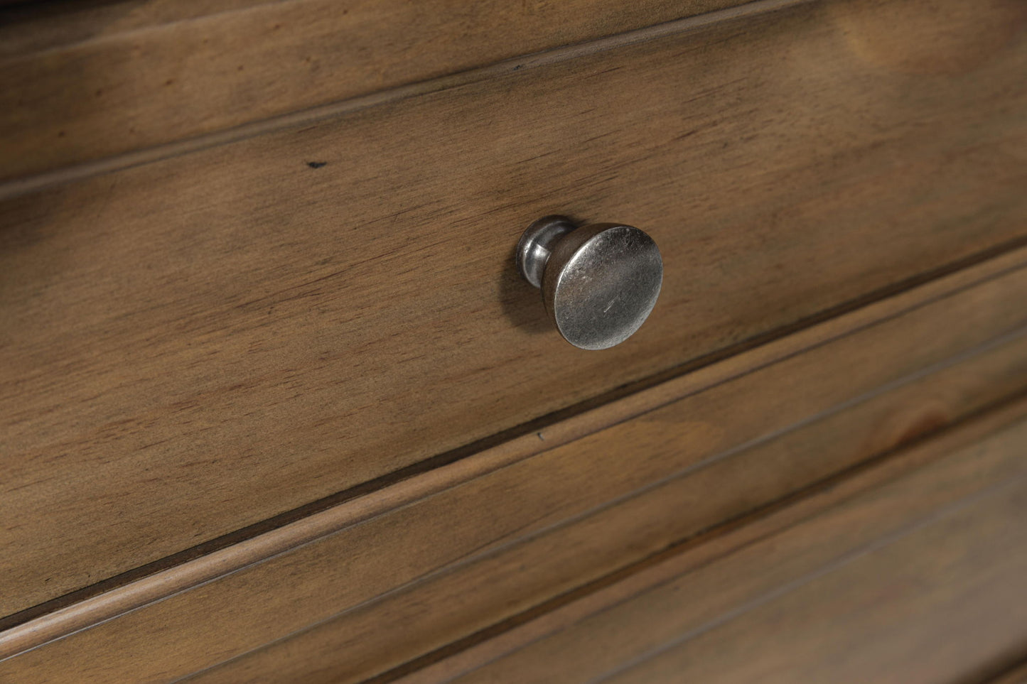 Feddinger - Dresser And Mirror - Medium Brown