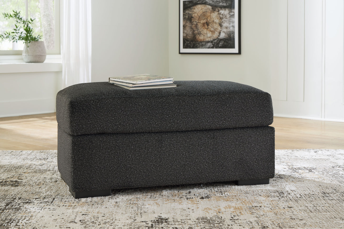 Wryenlynn - Ottoman - Onyx