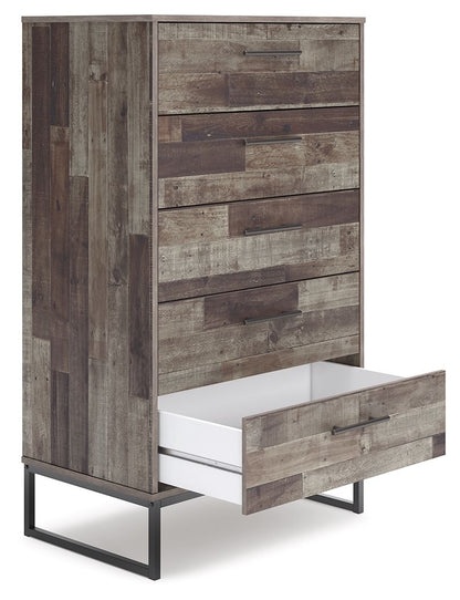 Neilsville - Five Drawer Chest - Black / Gray