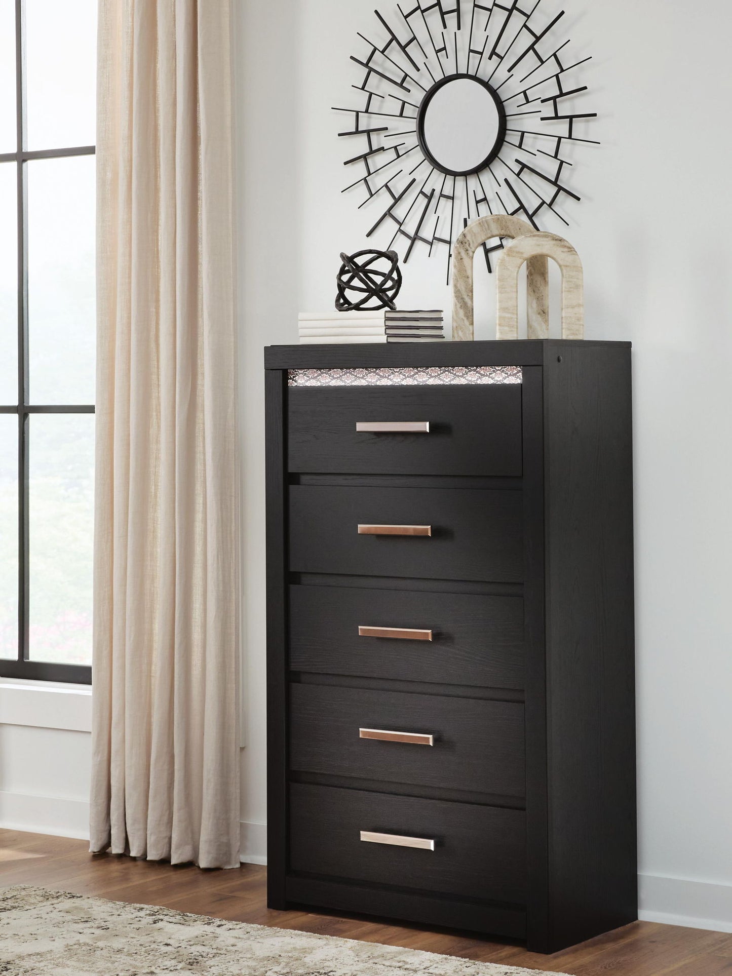 Shoralli - Five Drawer Chest - Black